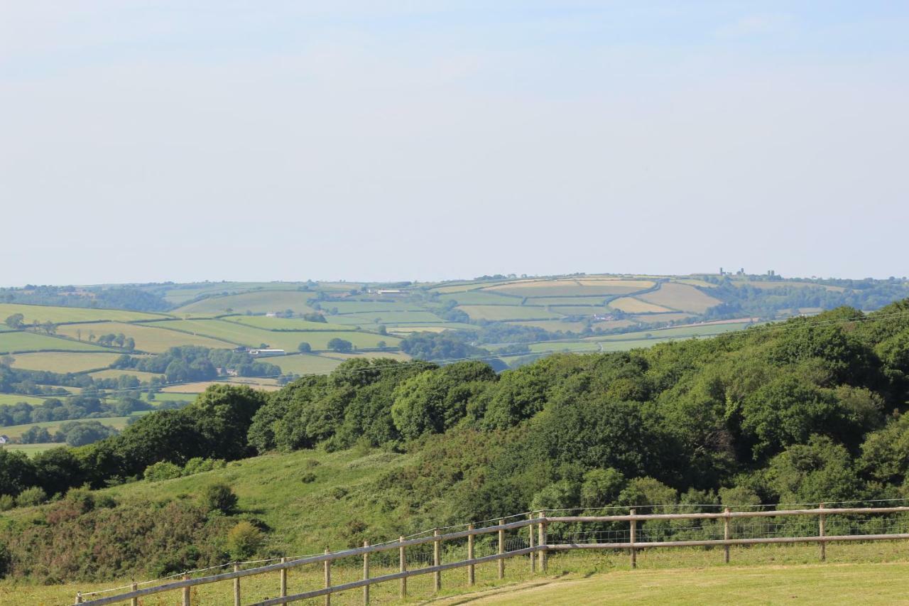 Pantysgyfarnog Near Carmarthenshire Pembrokeshire Hotel Exterior photo